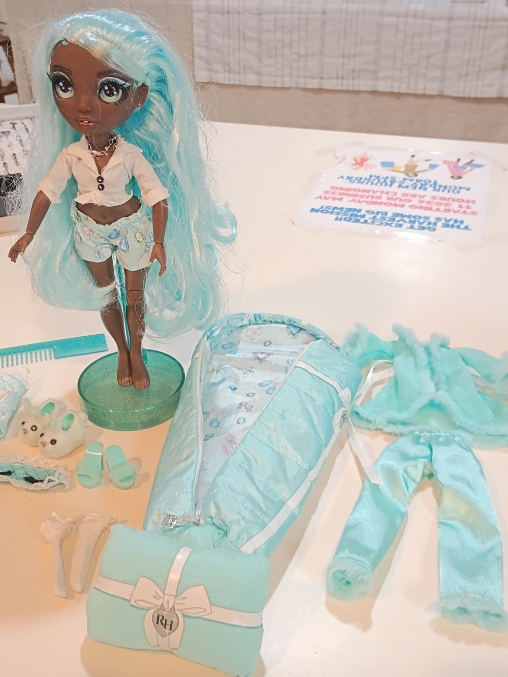 Rainbow High Slumber Party Doll - Picture 6 of 6
